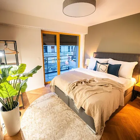 Wenceslas Sq Soho Boutique & Premium מלון 4*