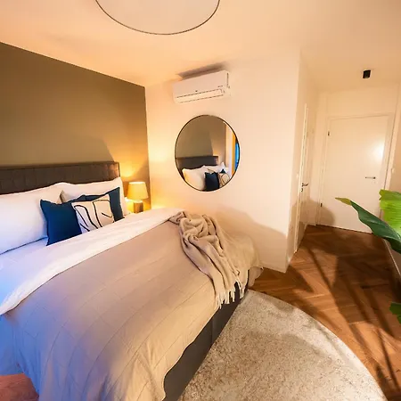 מלון Wenceslas Sq Soho Boutique & Premium 4*