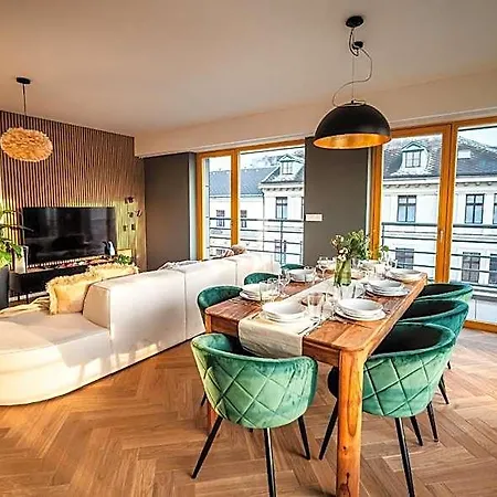 Wenceslas Sq Soho Boutique & Premium